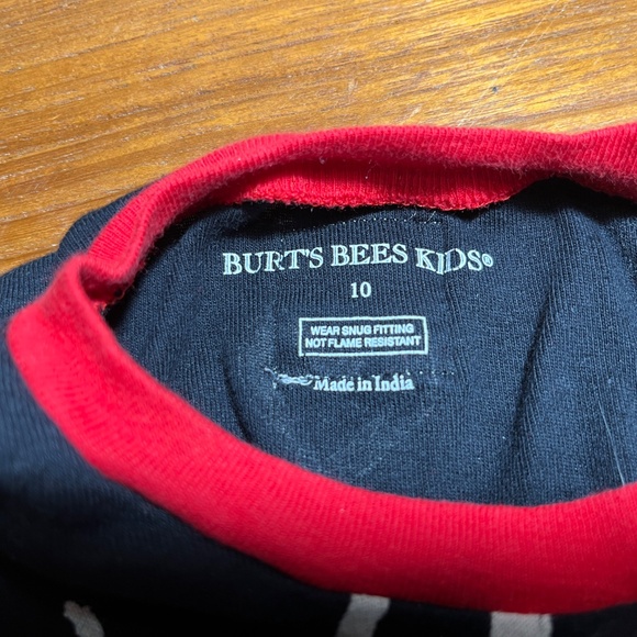 Burt's Bees Kids Valentines X O Hearts Pajama Set Black Red White 10 - Picture 2 of 2